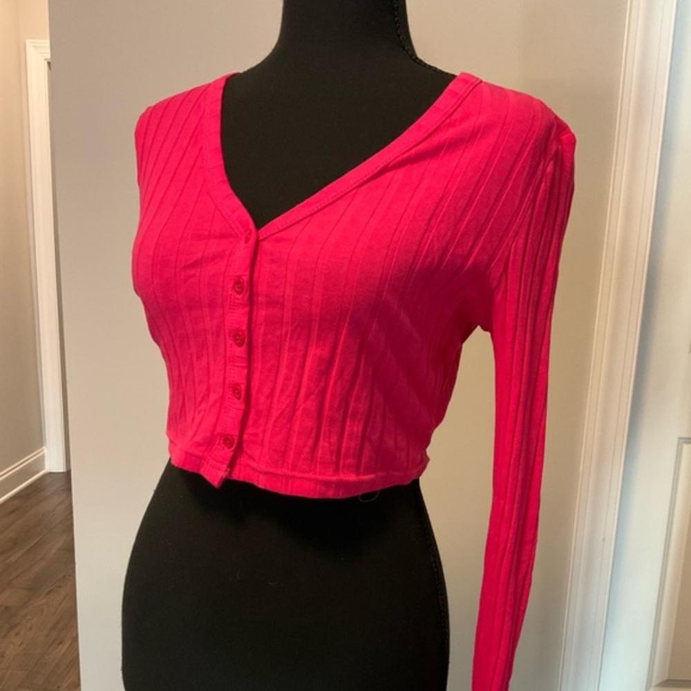 SHEIN cropped hot pink long sleeve shirt Size Medium